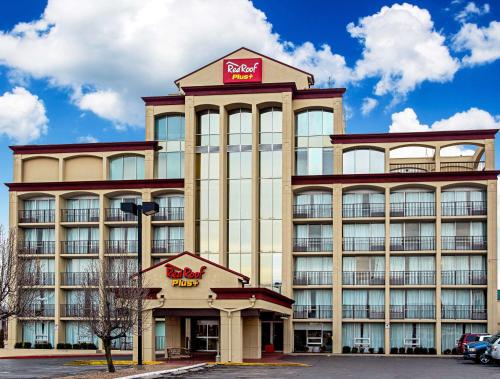 Фотографии гостиницы 
            Red Roof Inn PLUS+ Wichita East