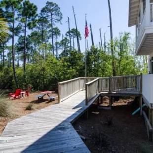 Фотографии гостевого дома 
            The Bungalows at Seagrove 114