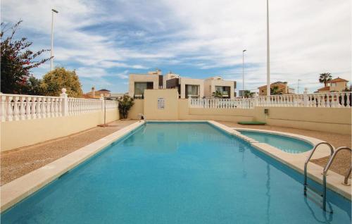 Фотография гостевого дома Three-Bedroom Holiday Home in Orihuela