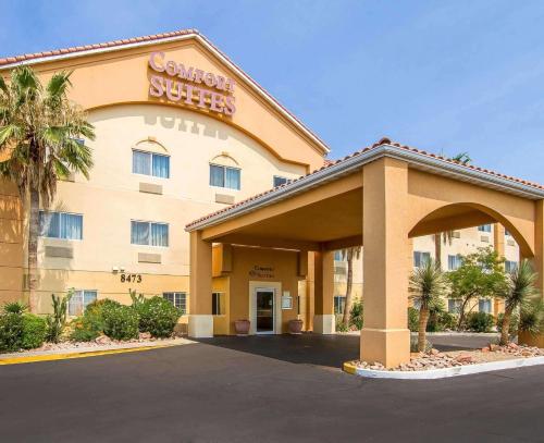 Фотография гостиницы Comfort Suites Peoria Sports Complex