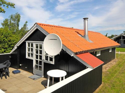 Фотографии гостевого дома 
            Four-Bedroom Holiday home in Blåvand 26