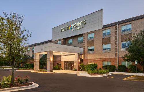 Фотографии гостиницы 
            Four Points by Sheraton Chicago Schaumburg