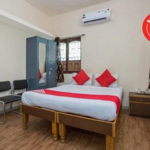 Фотография гостиницы OYO 15847 Hotel Mathura Lodging