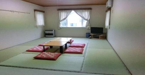 Фотографии гостиницы 
            Pension Come Relax Tatami-room 12 tatami mats- Vacation STAY 14986