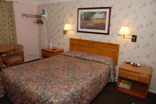 Фотография мотеля Bay Motel