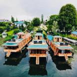 Фотография гостиницы New Jacquline Heritage Houseboats