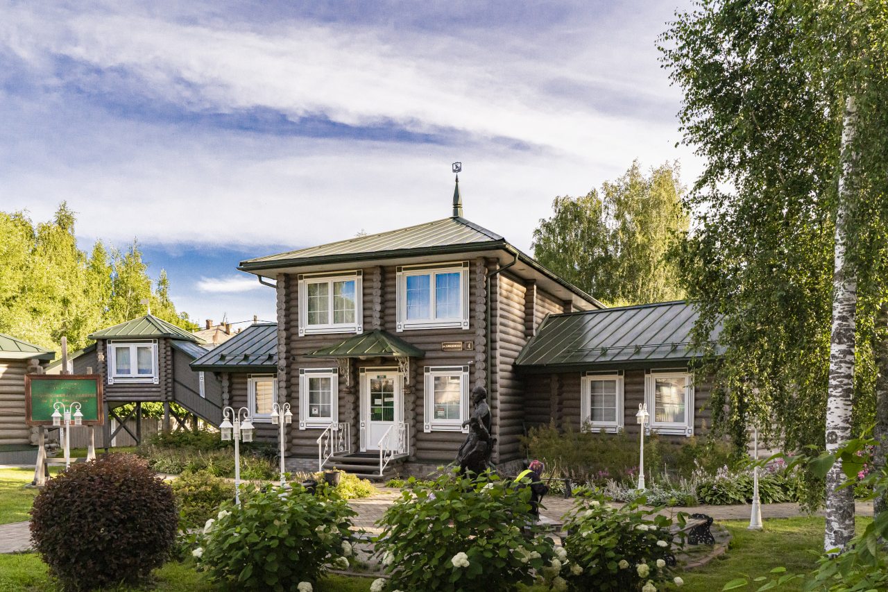 Фотография гостиницы Отель Русские Сезоны Село Вятское отели 4*