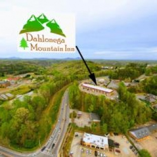 Фотография гостиницы Dahlonega Mountain Inn