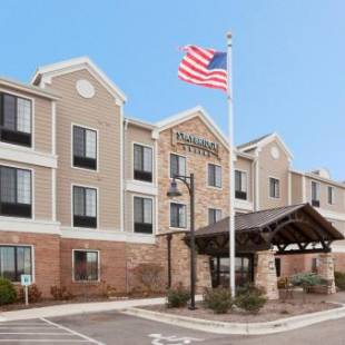 Фотографии гостиницы 
            Staybridge Suites Milwaukee West-Oconomowoc, an IHG Hotel