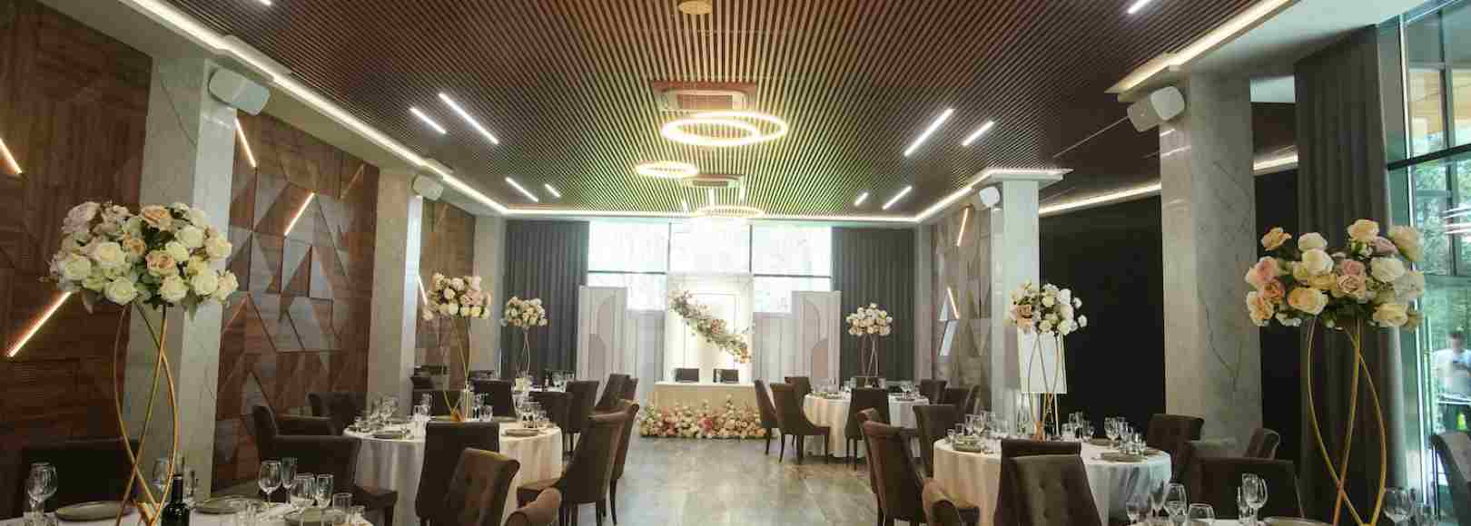 Фотография банкетного зала Лесной