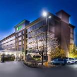 Фотография гостиницы Holiday Inn Hotel & Suites Warren, an IHG Hotel