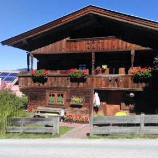 Фотографии гостевого дома 
            Holzfällerhaus Melkstatt