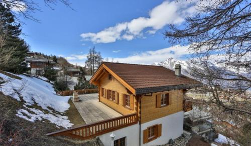 Фотографии гостевого дома 
            Doux Douze MOUNTAIN & VIEW chalet 9 pers by Alpvision Résidences