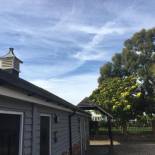 Фотография гостиницы Blazing Donkey Country Hotel