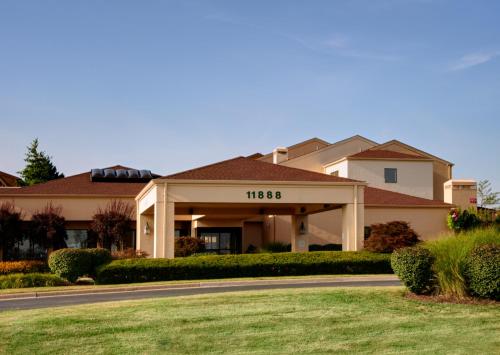 Фотография гостиницы Courtyard St. Louis Westport Plaza