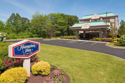 Фотография гостиницы Hampton Inn Hartford Airport