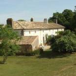 Фотография гостевого дома Maison de 5 chambres avec piscine partagee jardin amenage et wifi a Saint Vincent la Chatre