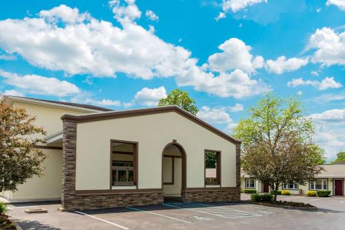 Фотография гостиницы Quality Inn Poughkeepsie