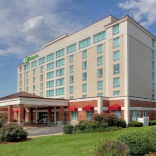 Фотография гостиницы Holiday Inn University Plaza-Bowling Green, an IHG Hotel