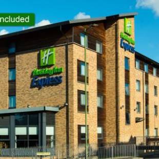 Фотографии гостиницы 
            Holiday Inn Express Hemel Hempstead, an IHG Hotel