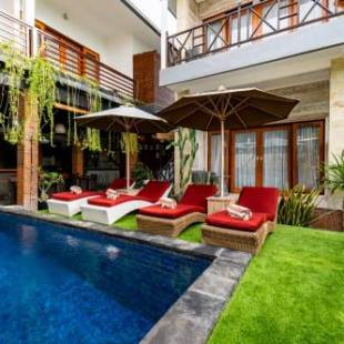 Фотографии мини отеля 
            Nyuh Gading Home Stay