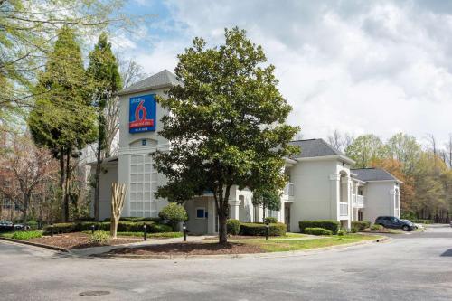 Фотография гостиницы Studio 6-Tucker, GA - Atlanta Northlake