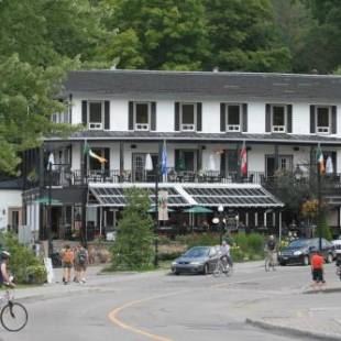 Фотографии гостиницы 
            Hotel Mont-Tremblant