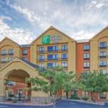 Фотография гостиницы Holiday Inn Express Hotel & Suites Albuquerque Midtown, an IHG Hotel