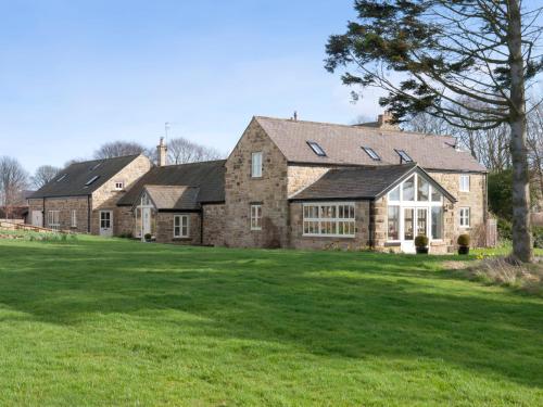 Фотография мини отеля Throphill Grange