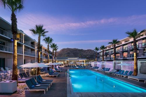 Фотография гостиницы Mountain Shadows Resort Scottsdale