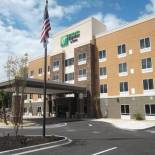 Фотография гостиницы Holiday Inn Express & Suites Southport - Oak Island Area, an IHG Hotel