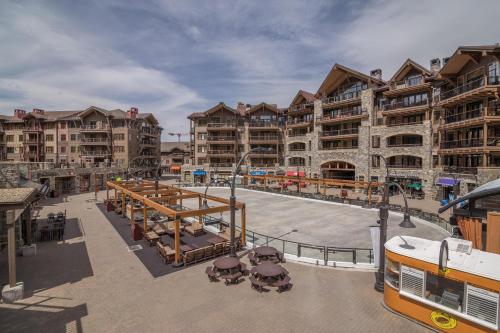 Фотографии гостевого дома 
            Iron Horse North by Tahoe Truckee Vacation Properties