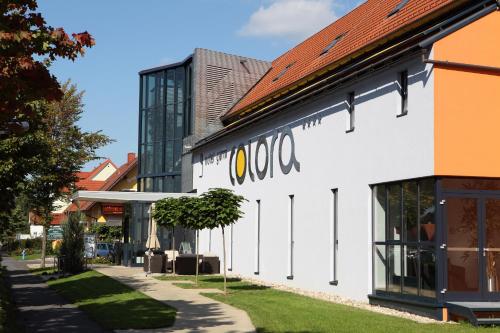 Фотография гостиницы Hotel Garni Colora