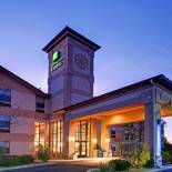 Фотография гостиницы Holiday Inn Express Silver City, an IHG Hotel