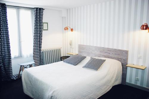 Фотография гостиницы The Originals Boutique, Hôtel La Colonne de Bronze, Saint-Valéry-sur-Somme (Inter-Hotel)