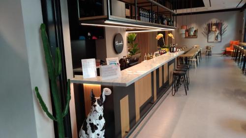 Фотография гостиницы The Poet Hotel