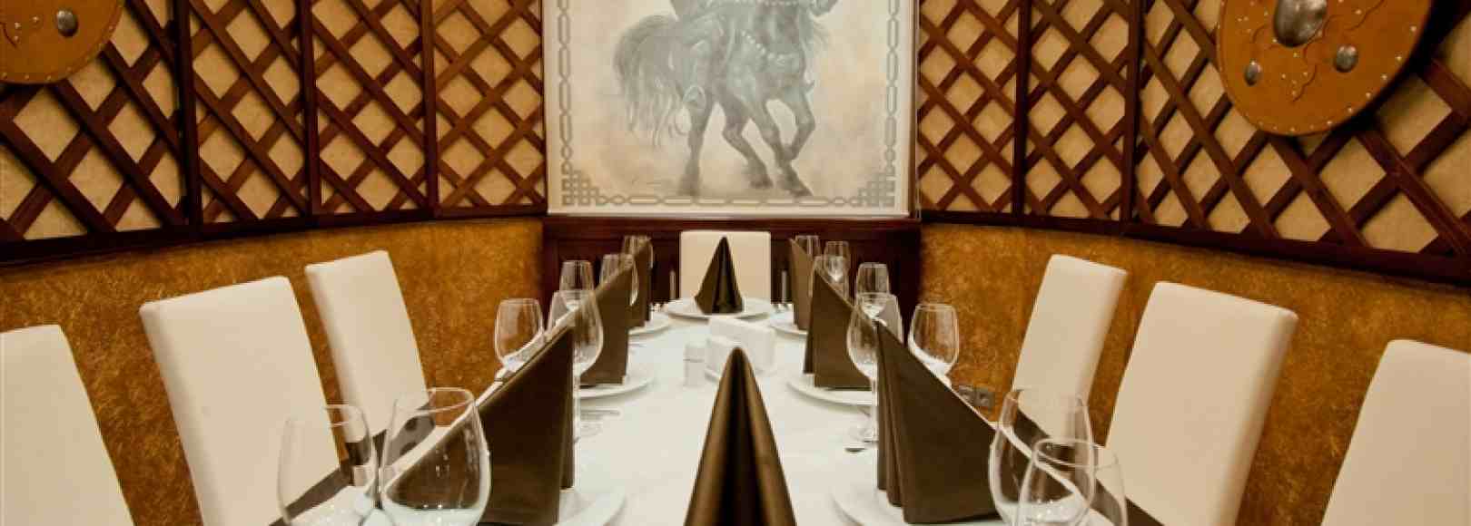 Фотография банкетного зала Мэргэн