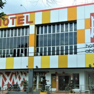 Фотография гостиницы Hotel Abby IGB Tasek