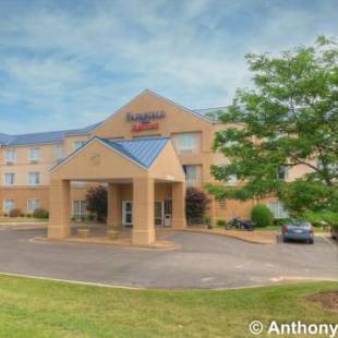 Фотографии гостиницы 
            Fairfield Inn Fort Leonard Wood St. Robert