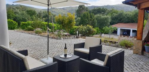 Фотография гостевого дома Casa dos Imos