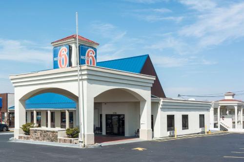 Фотография гостиницы Motel 6-Calhoun, GA