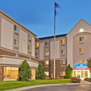 Фотографии гостиницы 
            Candlewood Suites Indianapolis Northeast, an IHG Hotel