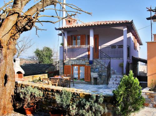 Фотография гостевого дома Apartments Sveti Leonard