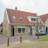 Фотография гостевого дома Beautiful house in the center of Harlingen