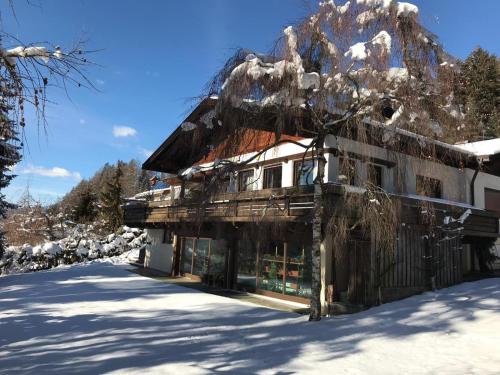Фотография гостевого дома Chalet Luis