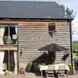 Фотография гостевого дома The Barn at Titley