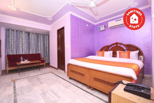 Фотографии гостиницы 
            OYO 10384 Hotel Rajesh Palace