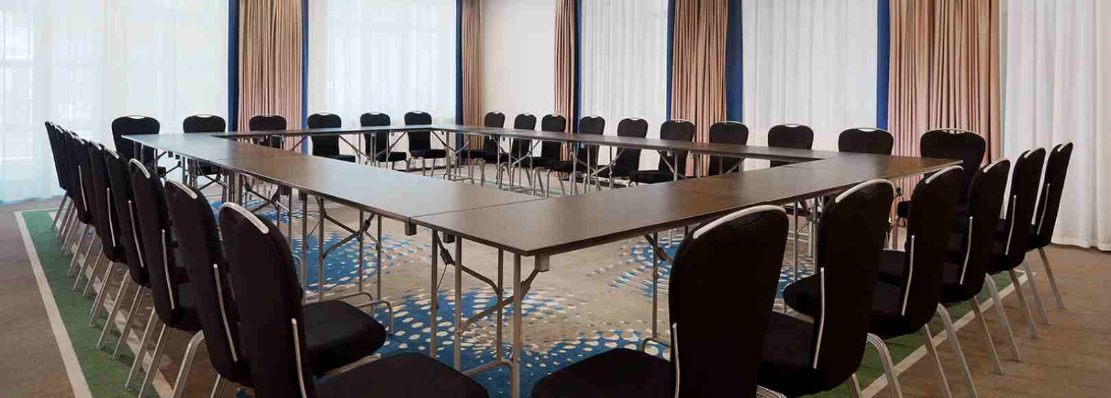 Фотография комнаты для переговоров Вектор 3