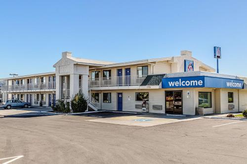 Фотографии гостиницы 
            Motel 6-Richland, WA