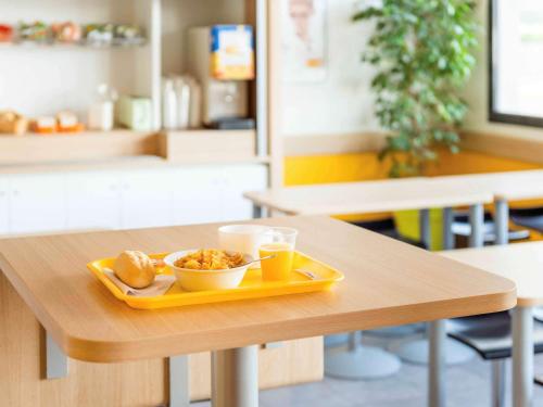 Фотография гостиницы hotelF1 Roissy CDG Pn2